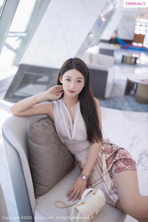 唐安琪  [XiuRen]高清写真图 2023.08.21 No.7264 唐安琪 珠三角旅拍第12张图片